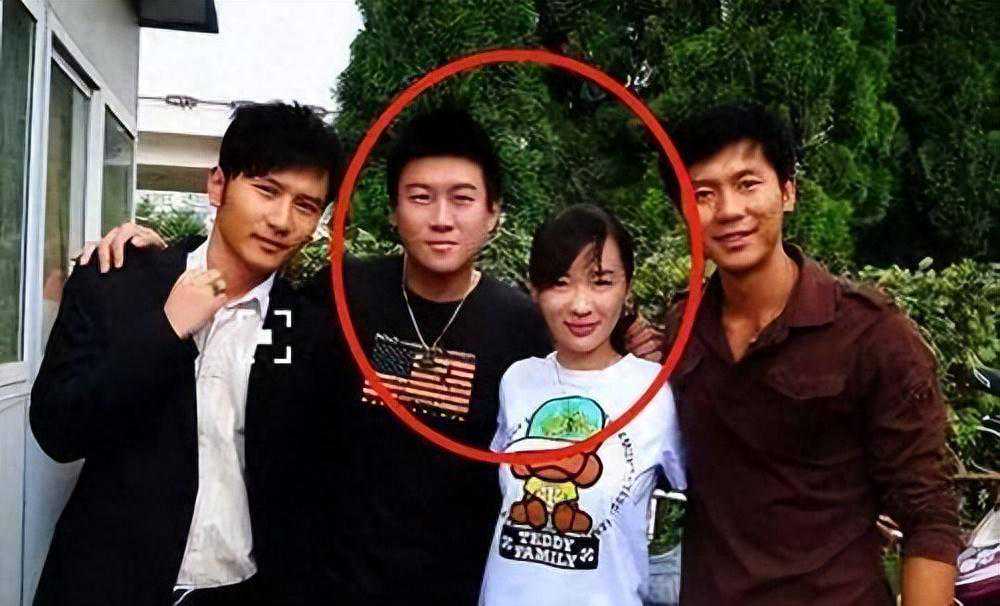 黑色或者红色的观赏鱼,想要保色都很难吗,为什么总会褪色? 黑色或者红色的观赏鱼,想要保色都很难吗,为什么总会褪色?