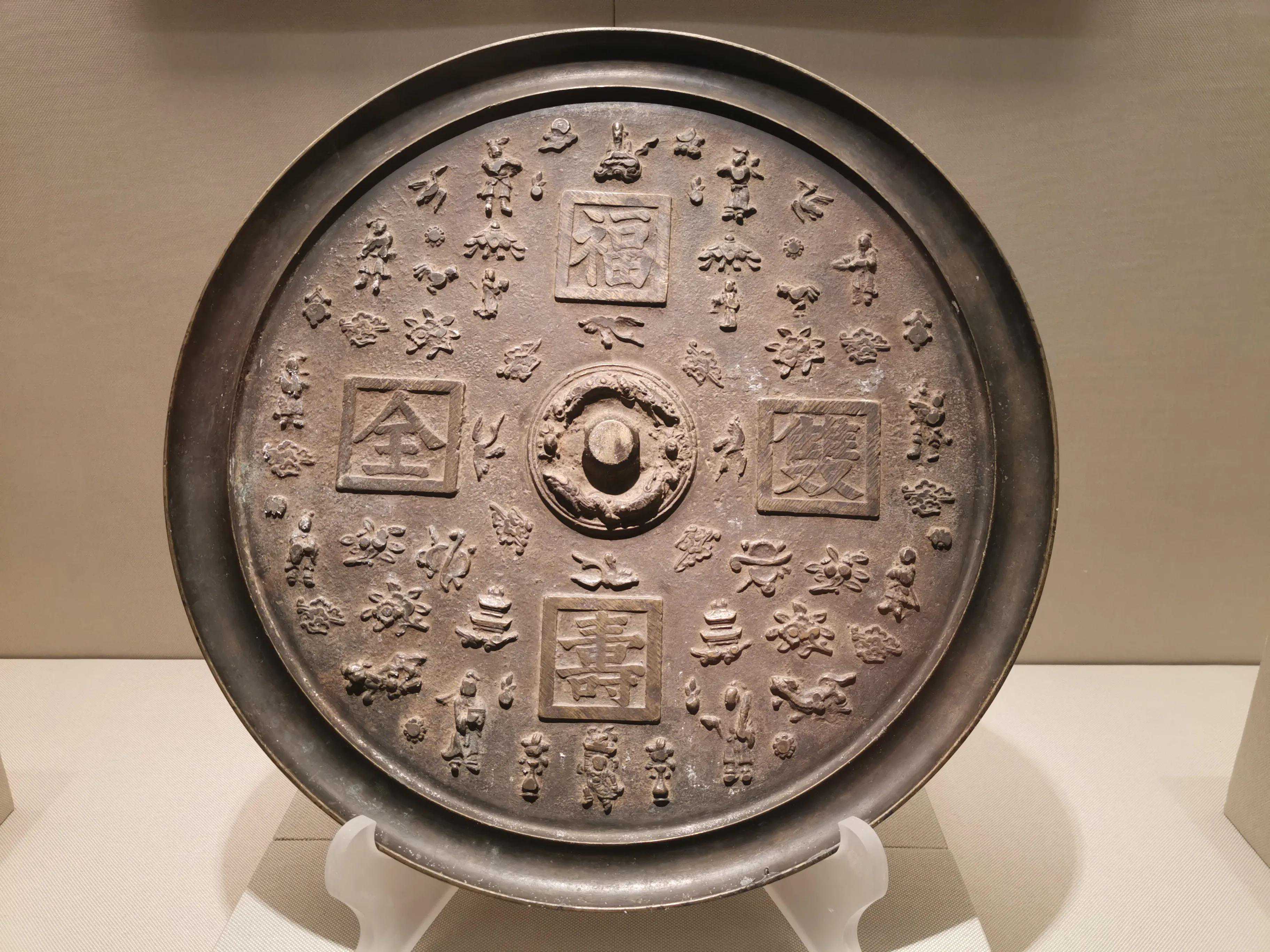 今日三大生肖鸿运满堂！老祖宗说这波福气藏都藏不住！