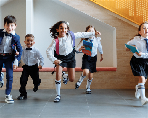 【国宝品鉴】唐青花塔形罐 【国宝品鉴】唐青花塔形罐