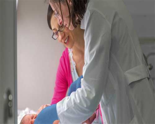 香港最吉利的车牌之一，谢贤的婚车曾用过，鲁豫夸这牌照豪横